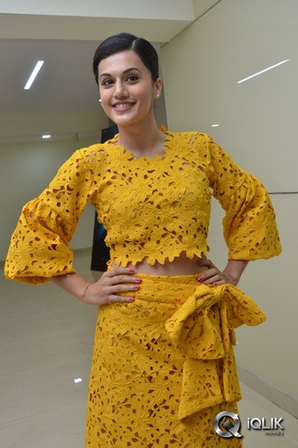 Taapsee-Pannu-at-Ghazi-Movie-Press-Meet